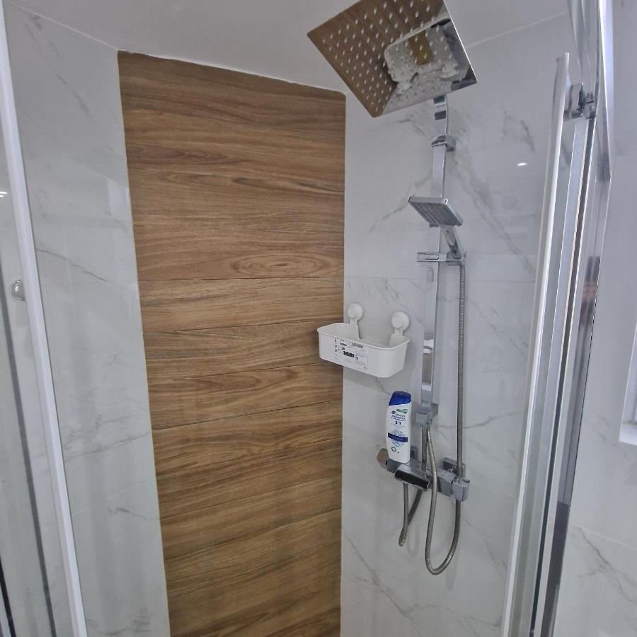 Luxury Apartment Kato Patissia Athena Bagian luar foto
